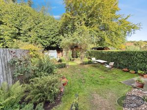 Photo 9- click for photo gallery